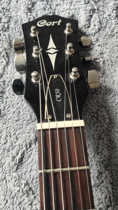 Гитара электрогитара КОРТ
