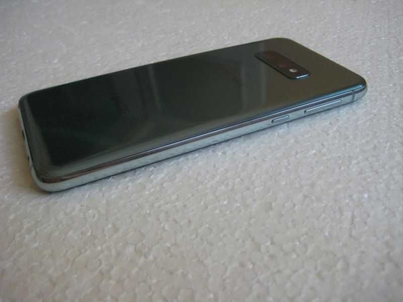 Samsung Galaxy S10e