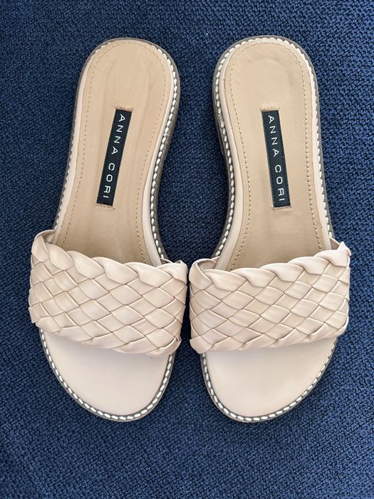 Papuci piele marime 36