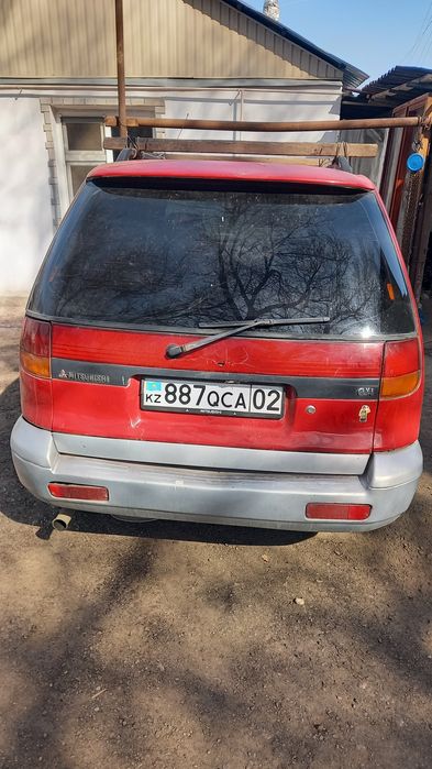 Продам митсубиси спейс рунер