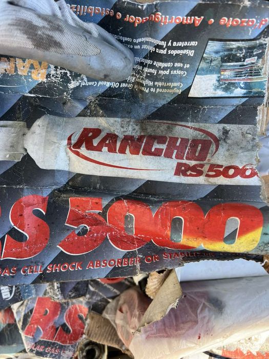 Амортисьори,пружини и демпфери Dobinson и Rancho