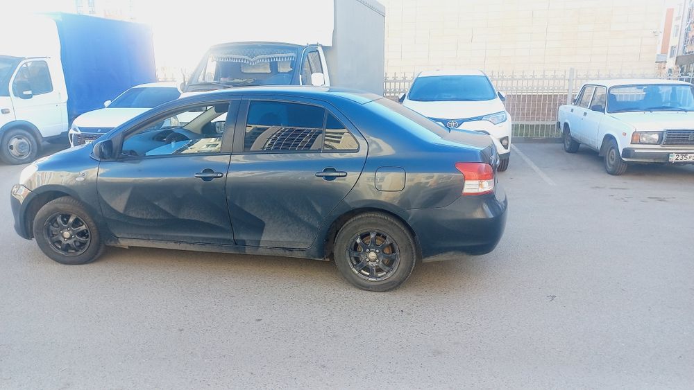 Продам тойоту ярис