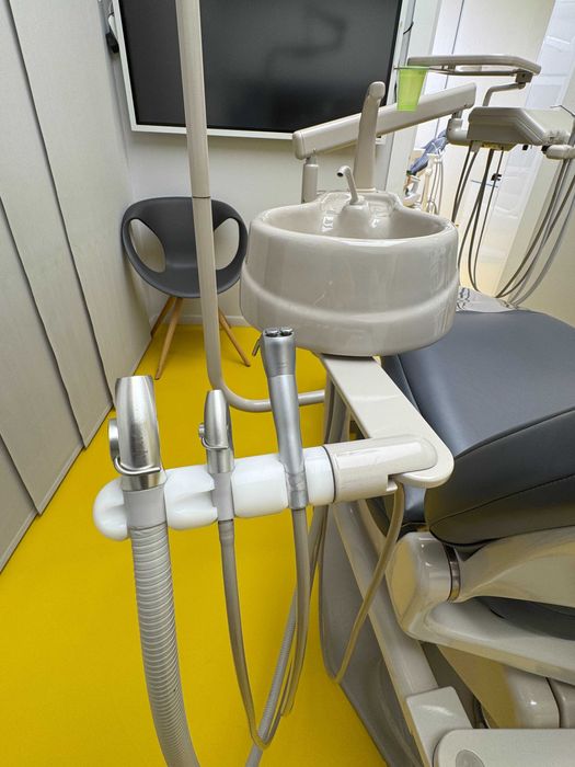 Стоматологичен юнит A-dec