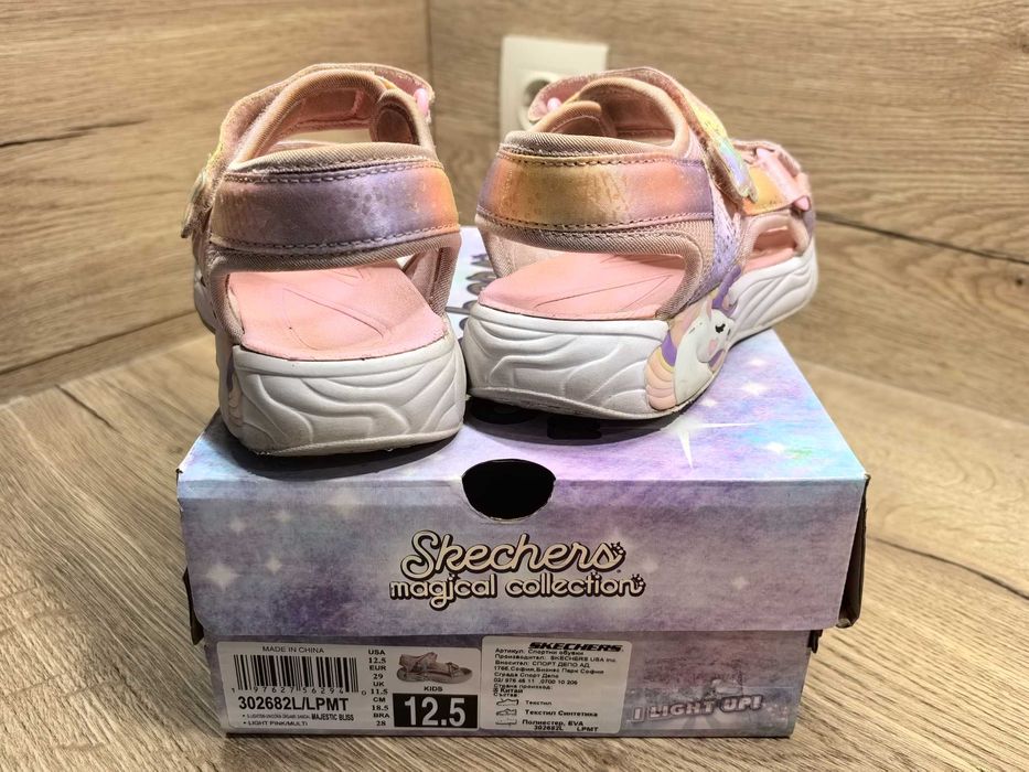 Обувки за госпожица Adidas, Fila, Next и Skechers