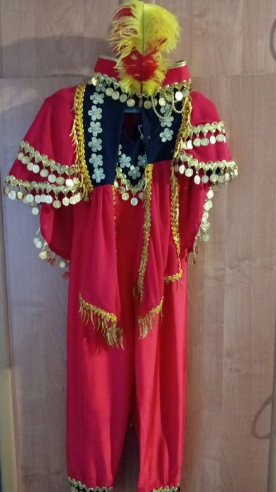 Национальные костюм