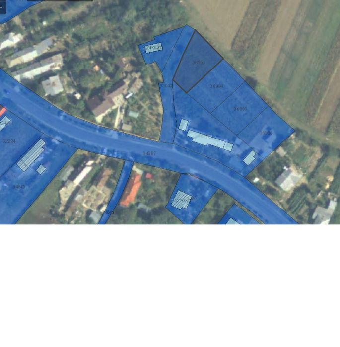 Teren intravilan Buturugeni, loturi