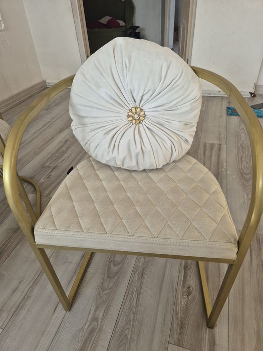 10 орындығымен 3 м стол сатылады