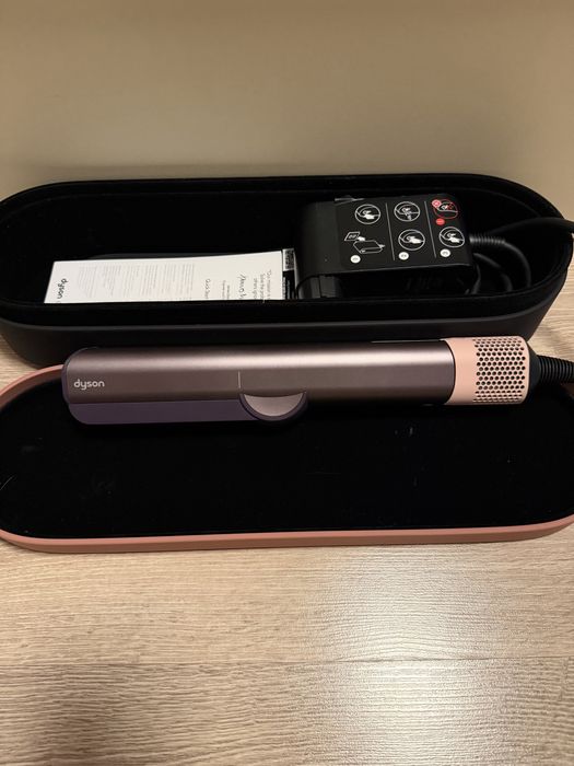 Dyson Airstrait original, in garantie, cu bon fiscal, ca nou