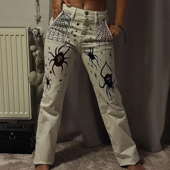 Blugi Pepe Jeans pictați manual