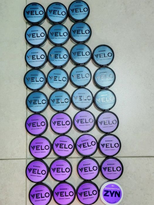 Cutii pouch vello ,multe bucati