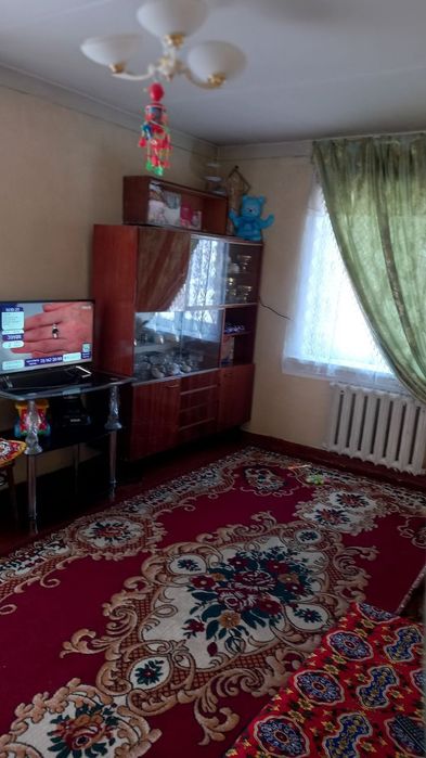 Квартира на Саракулька 2/4/5 ремонт средний  с мебелью