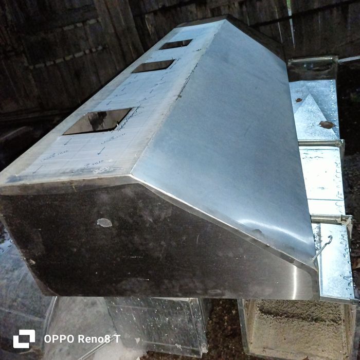 Продам вытяжка большой