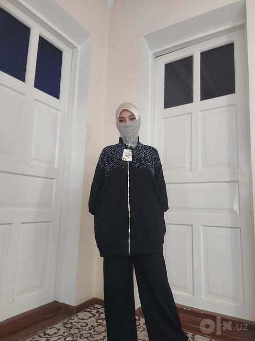 Ayollar kiyimi 230 000 sum