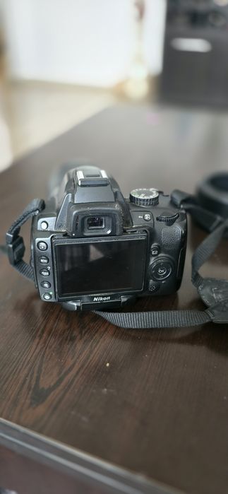 Aparat foto DSLR NIKON D5000
