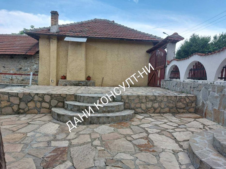 Продава се Къща в Велико Търново, Акация - 140 кв.м за 679 €/кв.м - Снимка #3