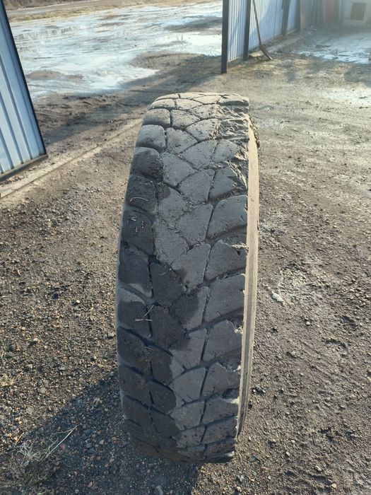 Продам колесо 12.00r20