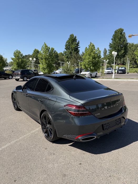 Genesis G70 3.3 Twin Turbo 4AWD!