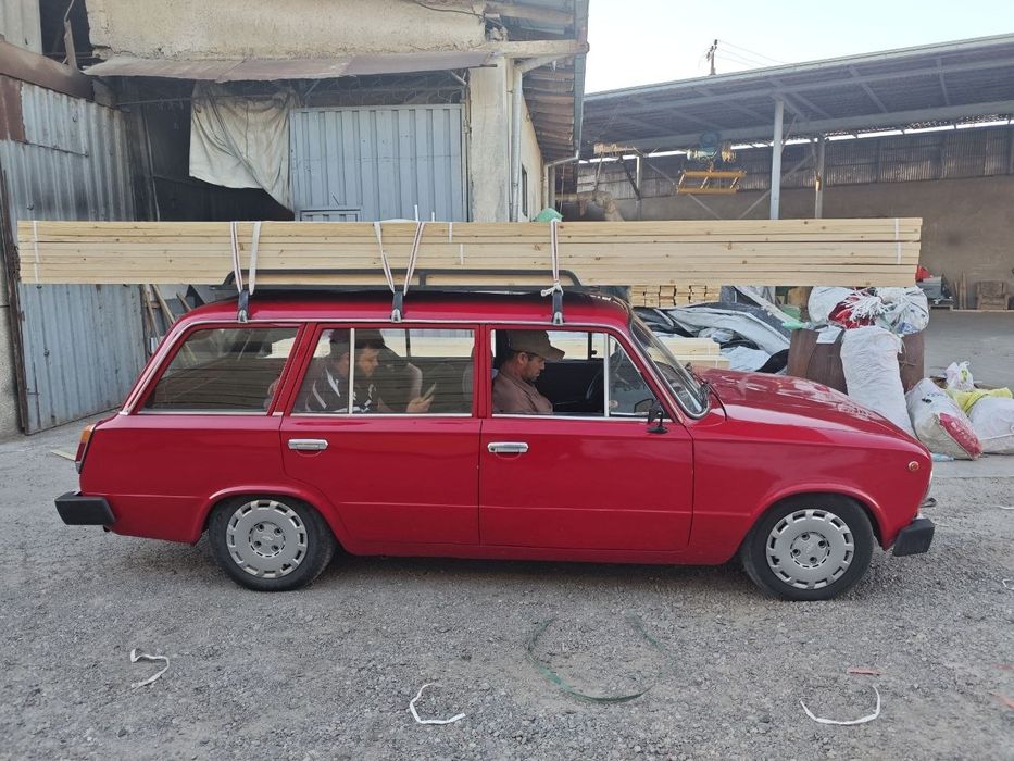 Vaz 2102        .