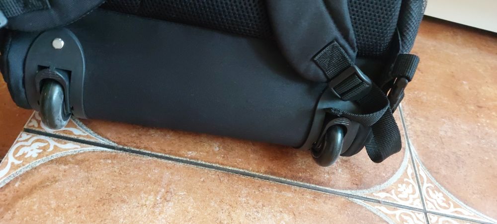 Rucsac/troller nou negru