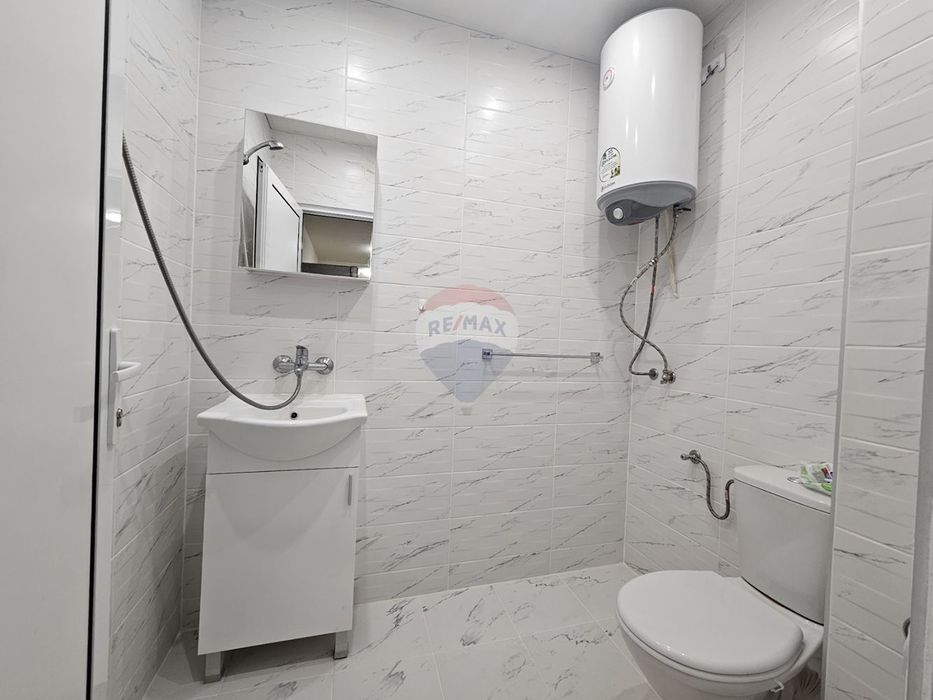 Дава се под наем Двустаен апартамент в Варна, м-т Акчелар - 56 кв.м за 408 € - Снимка #8