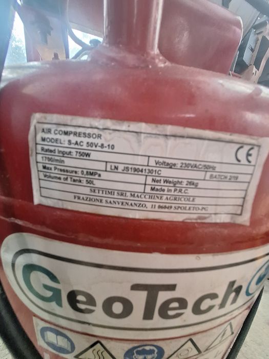 Compresor aer GeoTech 50l