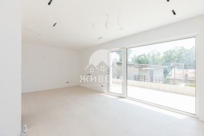 Продава се Къща в Варна, м-т Прибой - 88 кв.м за 1080 €/кв.м - Снимка #4