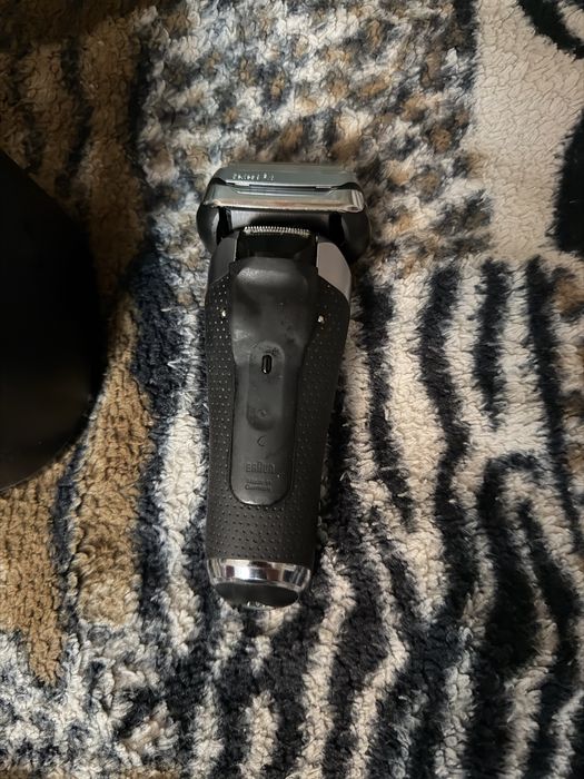 Aparat de bierbarit Braun seria 9 pro