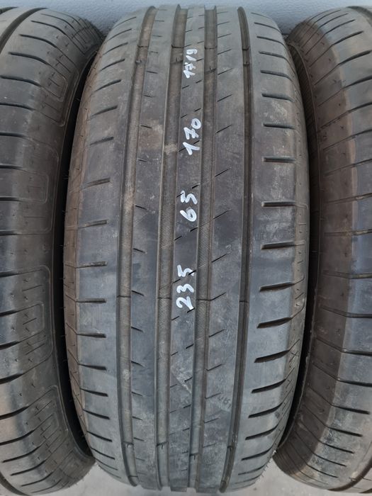 Летни гуми 4 броя VREDESTEIN Sporttrac5 235 65 R17 дот 1719