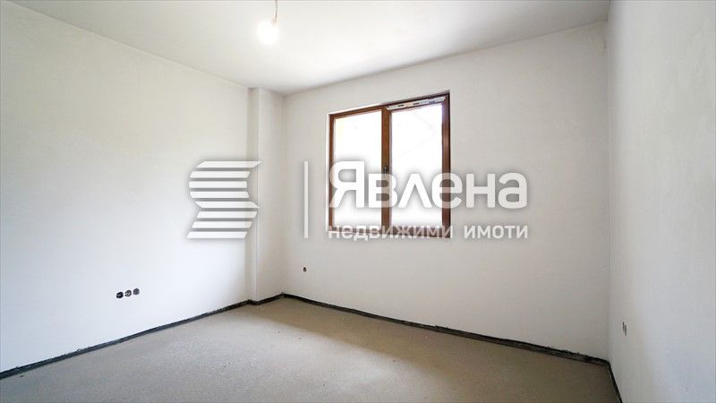 Продава се Къща в с. Големо Бучино, Област Перник - 163 кв.м за 1749 €/кв.м - Снимка #10