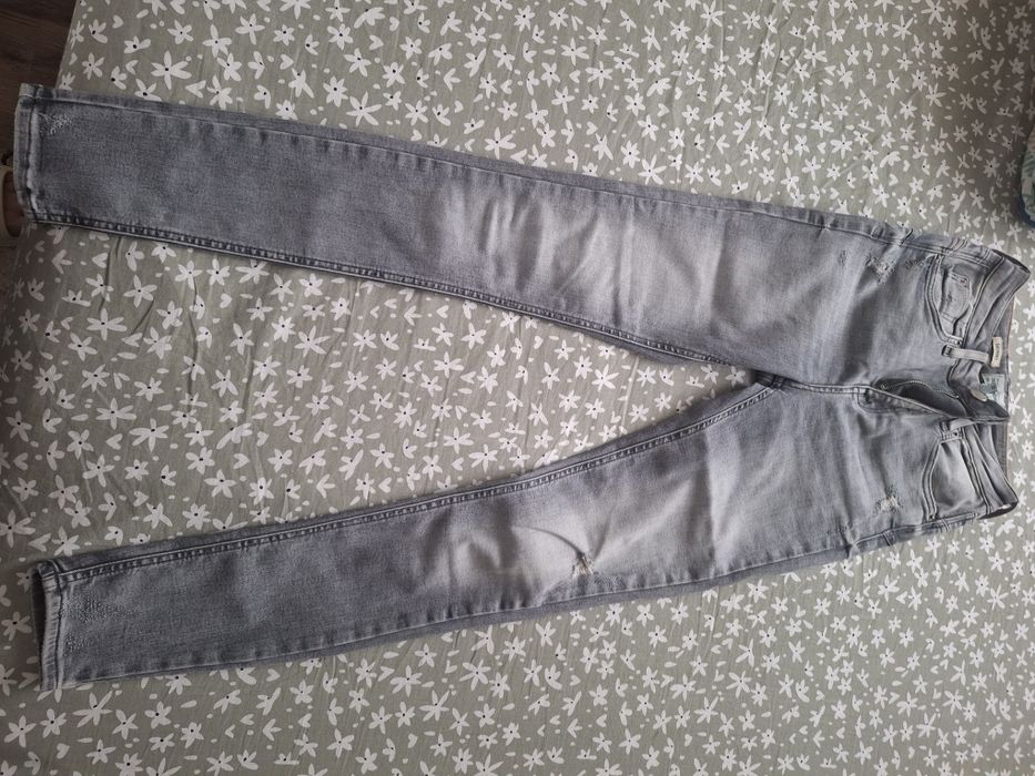 Blugi skinny river island