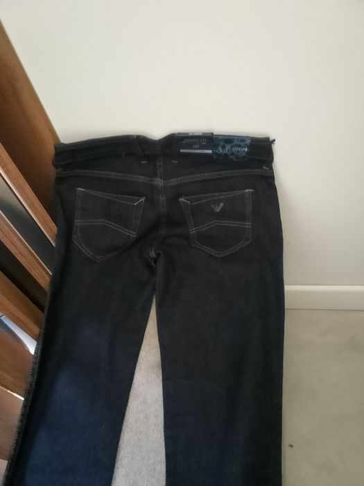 Blugi Armani mărimea 27 de dama