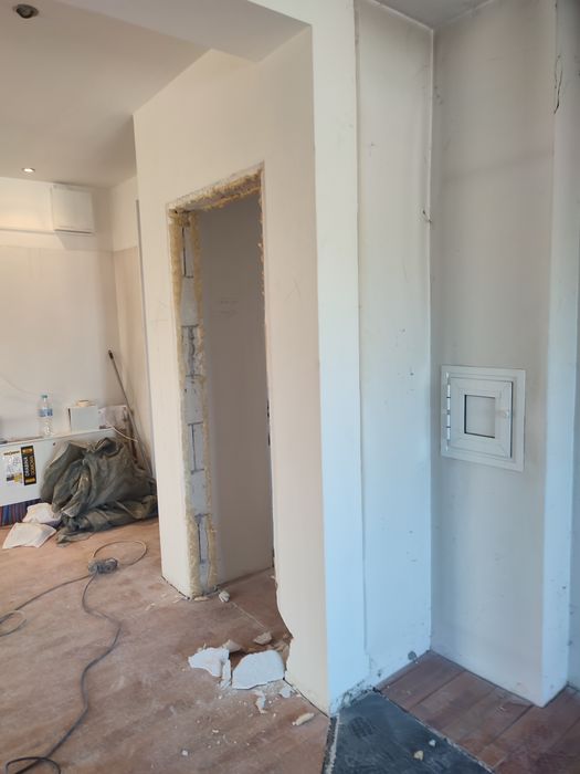 Кърти чисти извозва, къртене София, извозване на строителни отпадъци