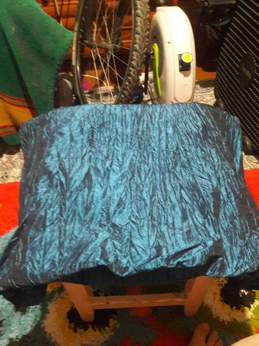 СРОЧНО Продаем блестящее вечернее платье