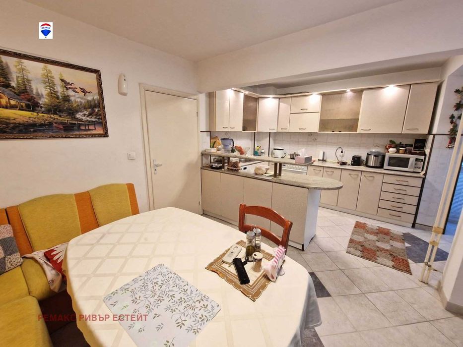 Мезонет за продажба в кв. Ялта, гр. Русе