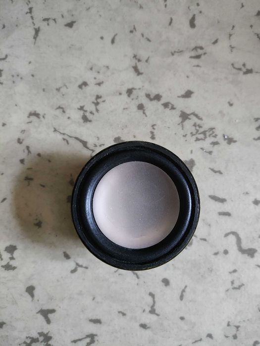 Продам 2 динамика