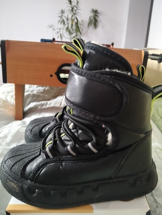 Зимние ботинки детские