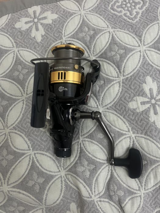 Карповая катушка 6000