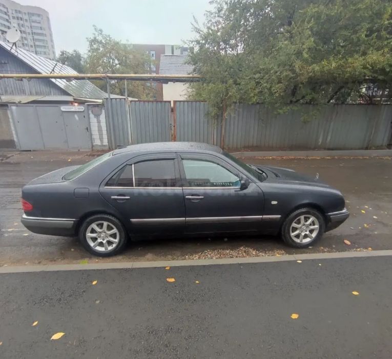 Mercedes Benz w210 Elegence