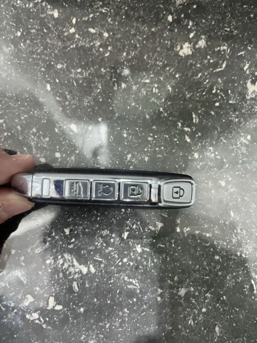 продам ключи от КИ на перешивку