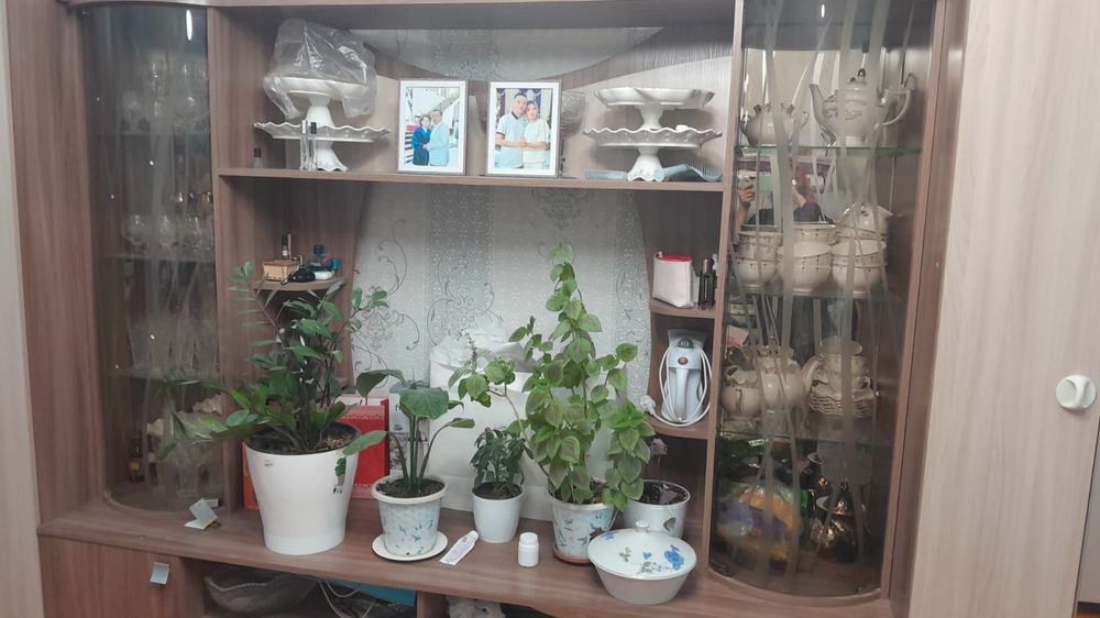 Стенка продается