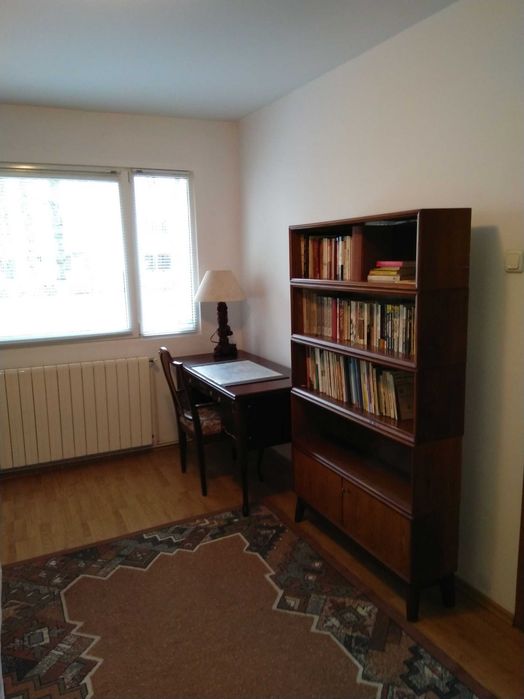 Inchiriez apartament semidecomandat cu 2 camere, in Astra Brasov