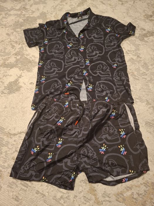 Комплект, тениска , къси гащи