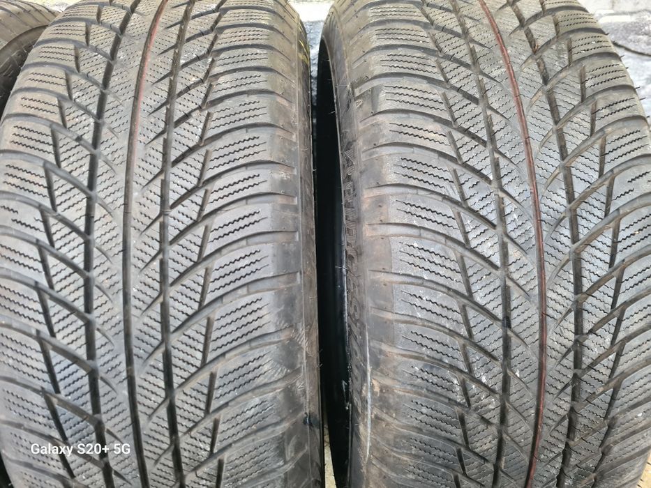 225/55R17 Bridgestone RFT