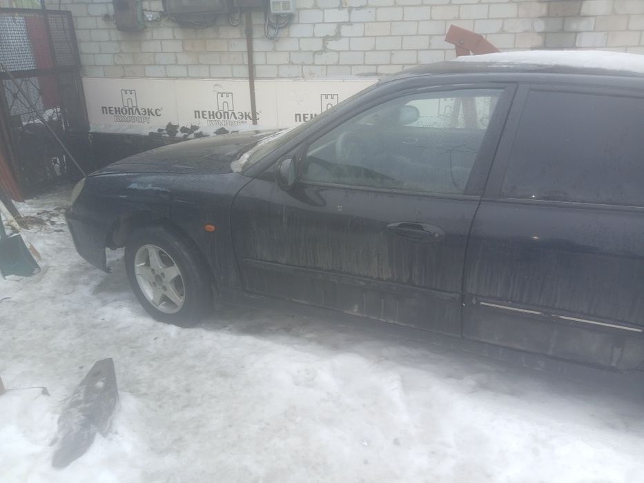 Продам кузовные запчасти