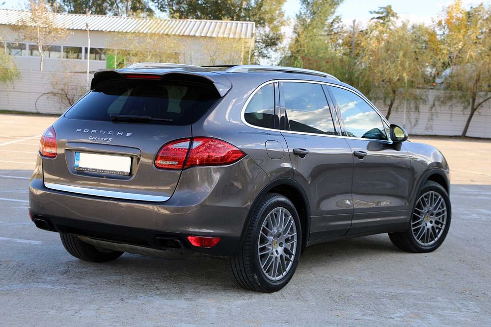 PORSCHE Cayenne 2013 — imagine 4
