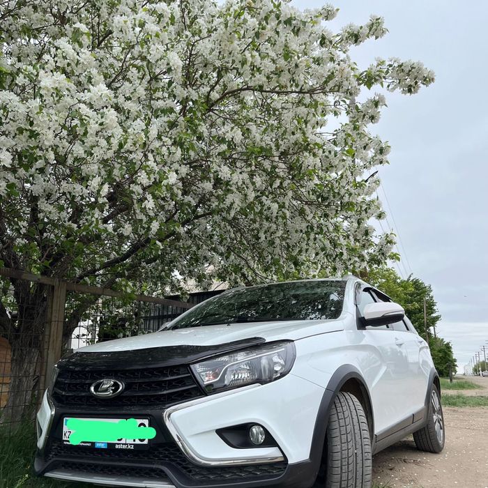 Продам Lada Vesta Cross