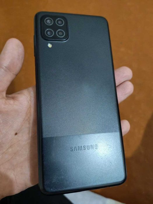 Samsung Galaxy A12