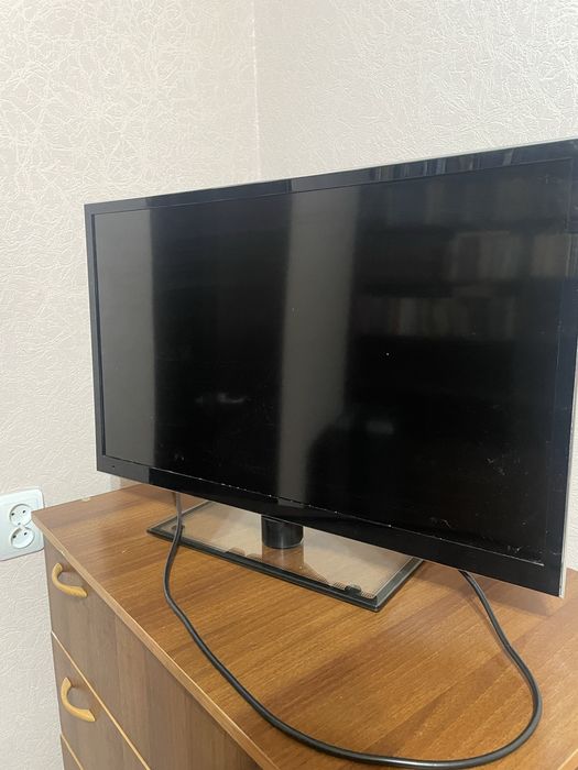 Продам нерабочий телевизор