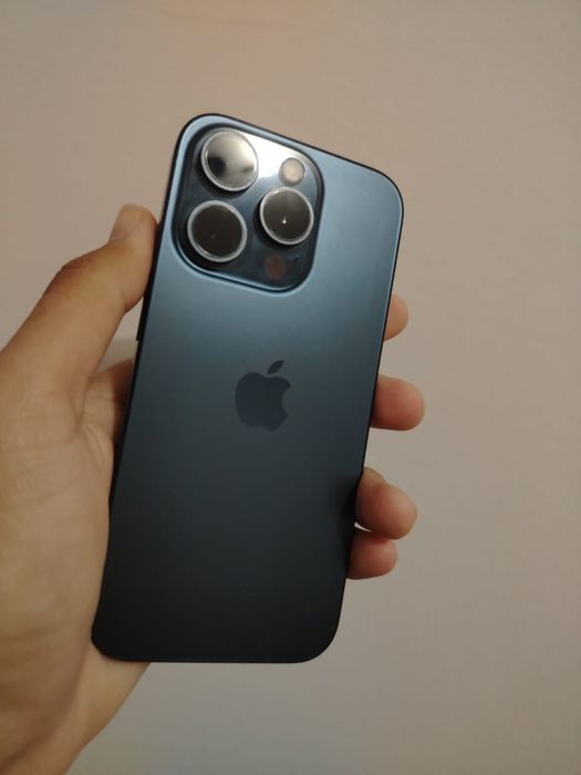 Продам айфон 15 про 128 на гарантий