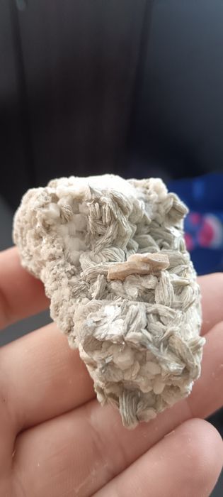 Vând toate mineralele din poză